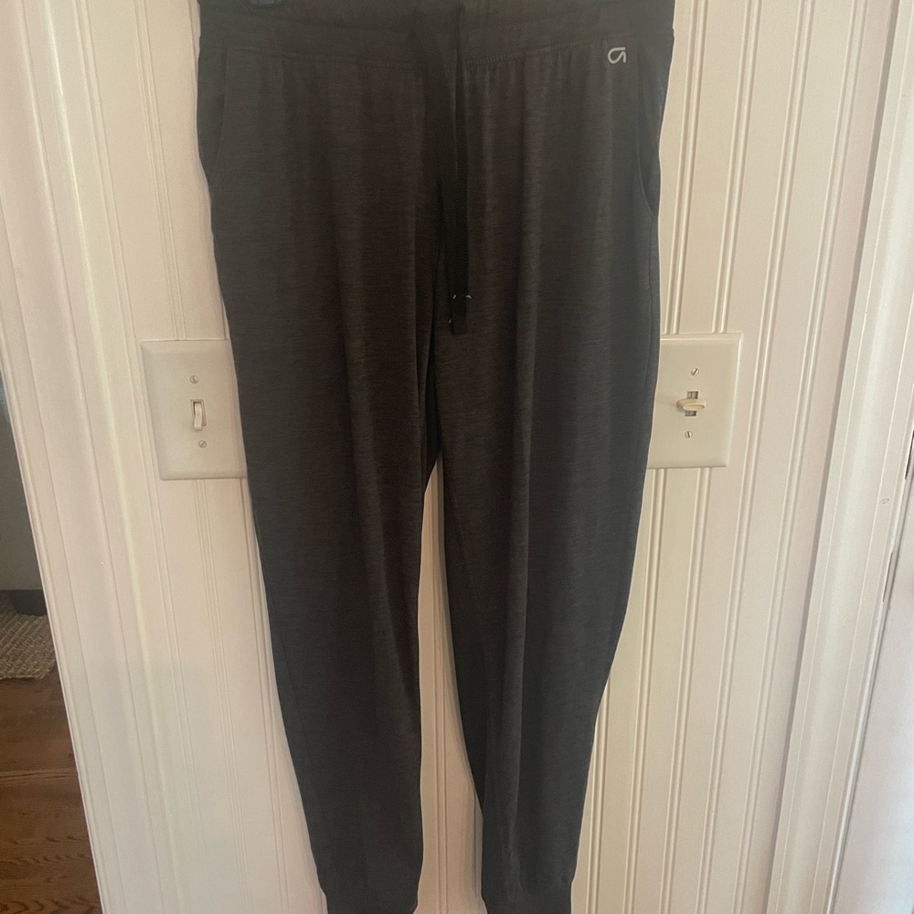 Gap joggers